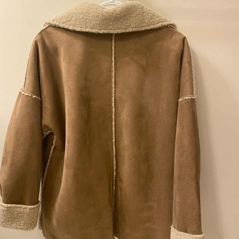 Faux fur jacket - Picture 3 of 3